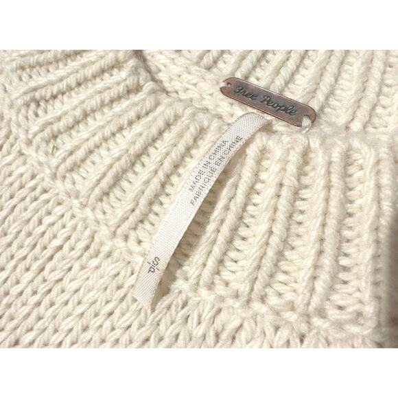 Free People Sweater Red Heart Wool Alpaca Crop - Picture 4 of 5